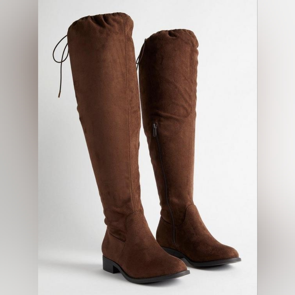 ISO Stretch Flat Over The Knee Boot (WW)